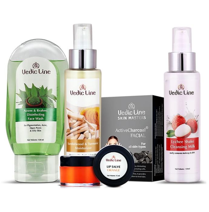 Vedic Line Knot Of Care & Cheerfulness in the Hamper